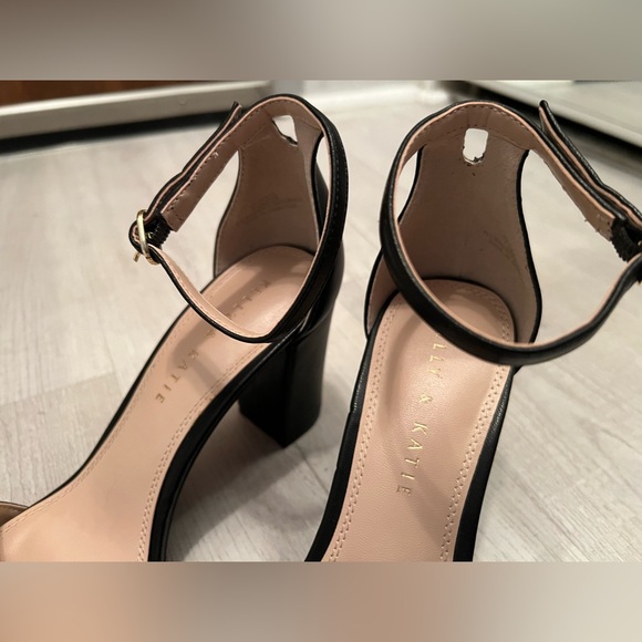 Kelly & Katie Black Heels (Women’s 7.5) - LAST PRICE. - Picture 4 of 10